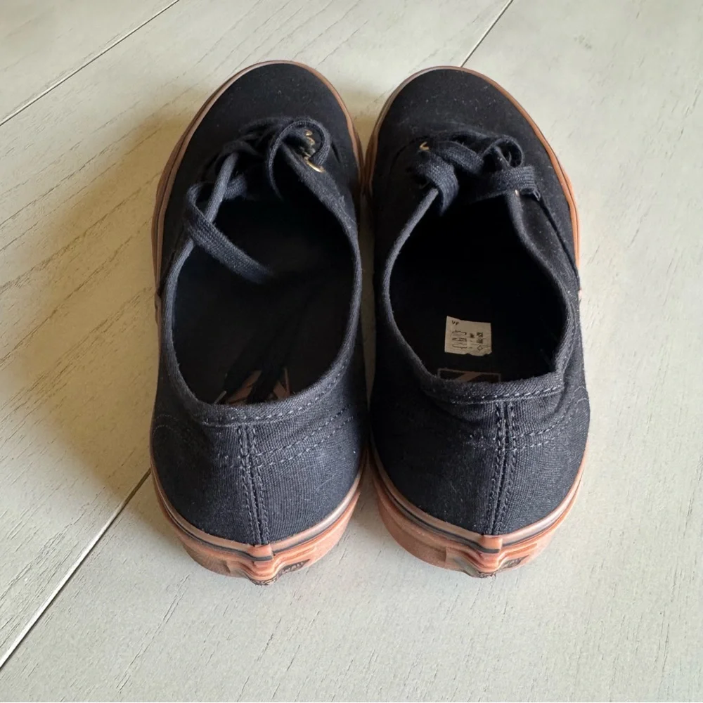 Black Van’s - Picture 3 of 6